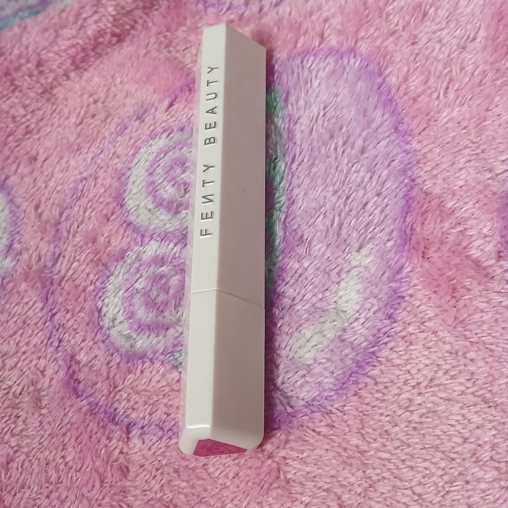 Fenty Beauty Poutsicle Hydrating Lip Stain "Fuchsia Wife"